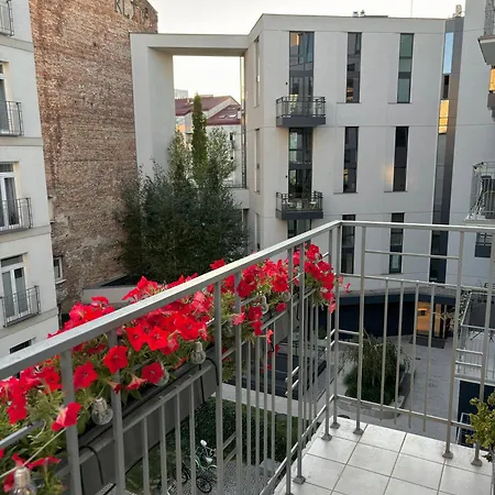 Targowa, Praga - Polnoc, Pge Narodowy Lejlighed Warszawa
